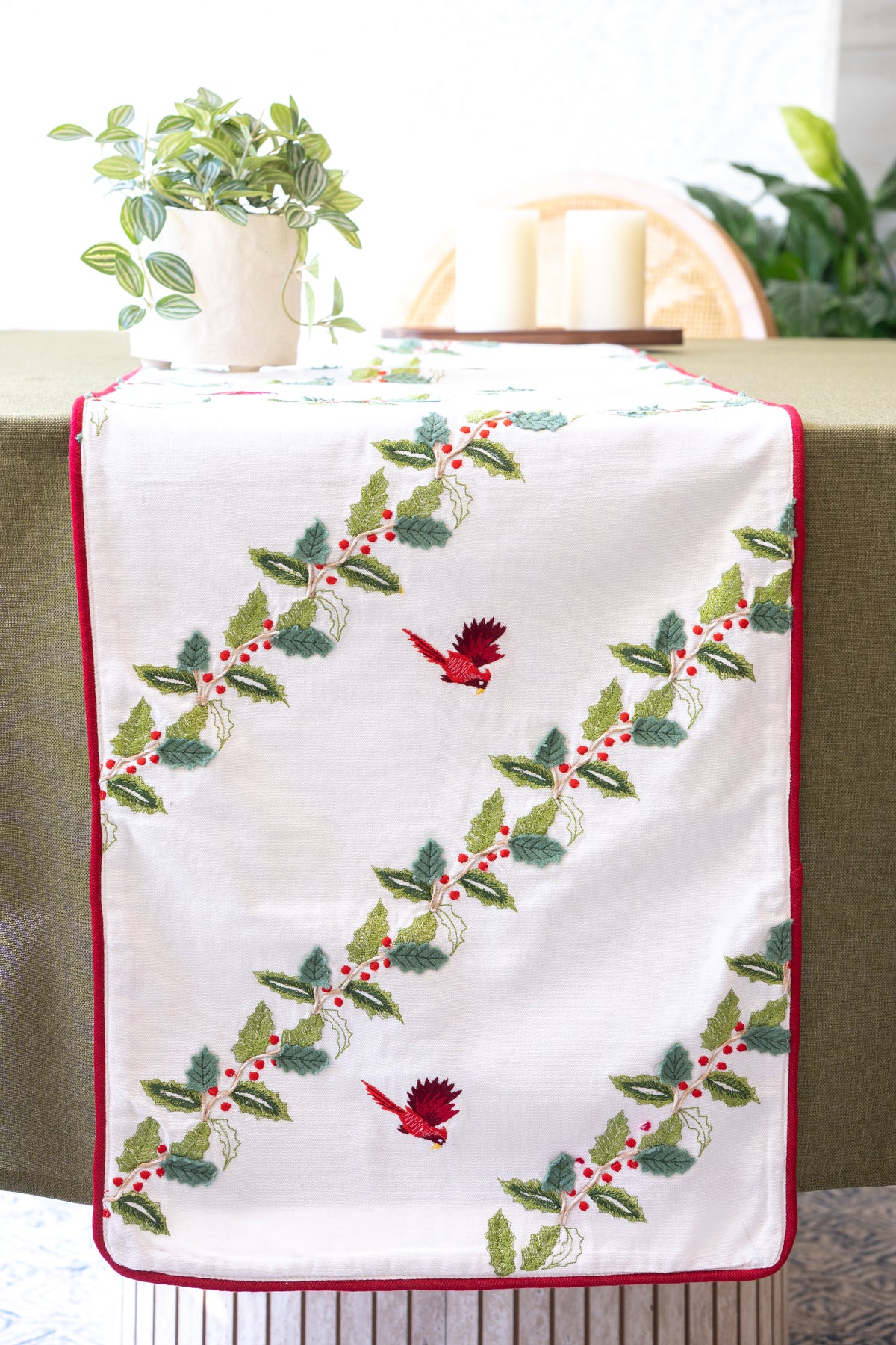 The Winter Holly Runner