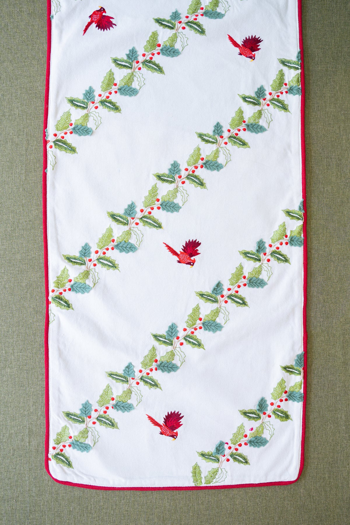 The Winter Holly Runner