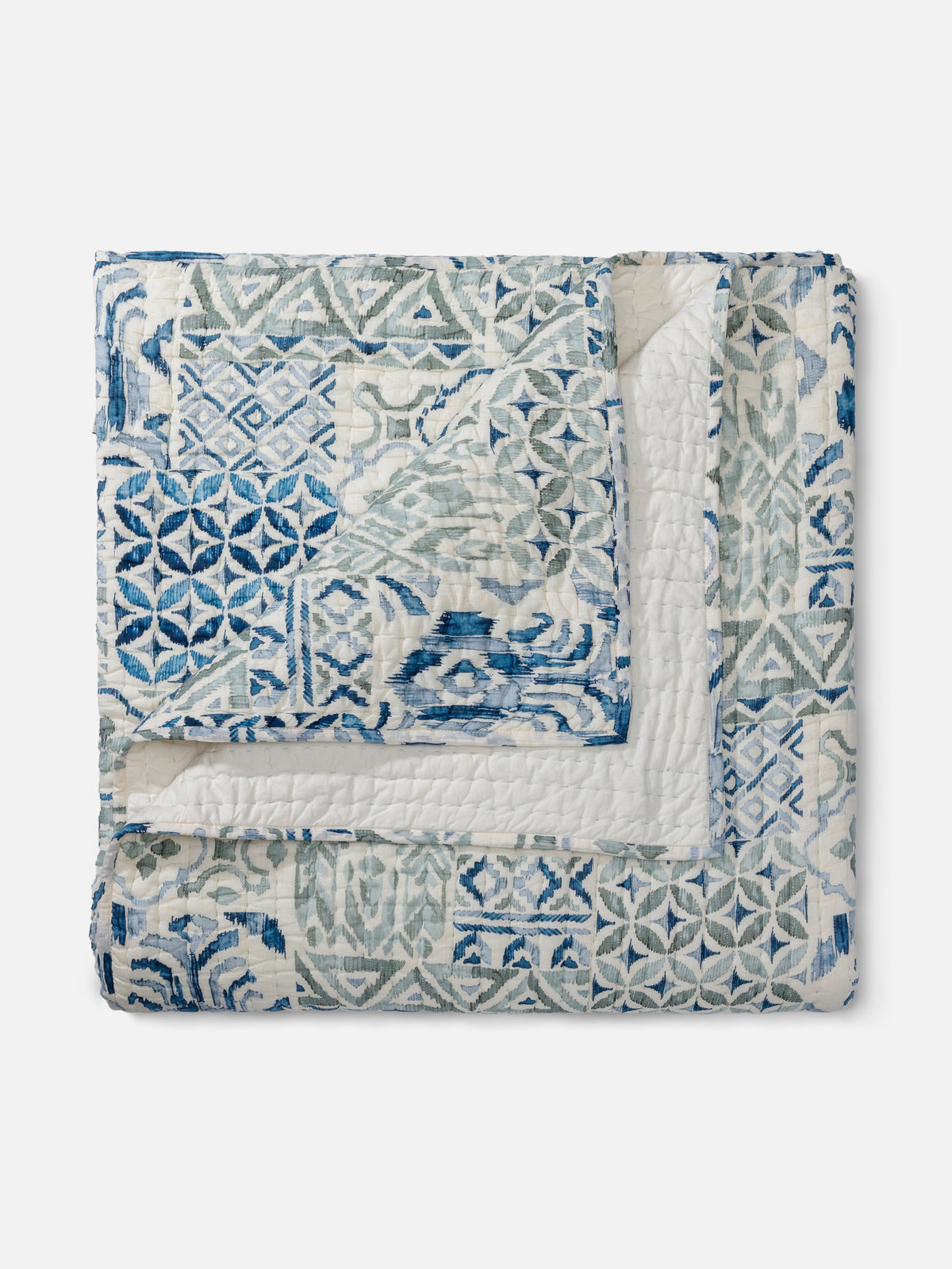Mellow Pattern Quilt with shams